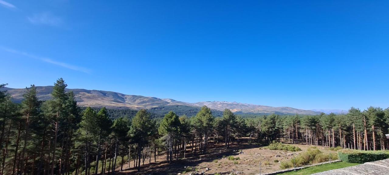 Parador De Gredos Navarredonda de Gredos Bagian luar foto
