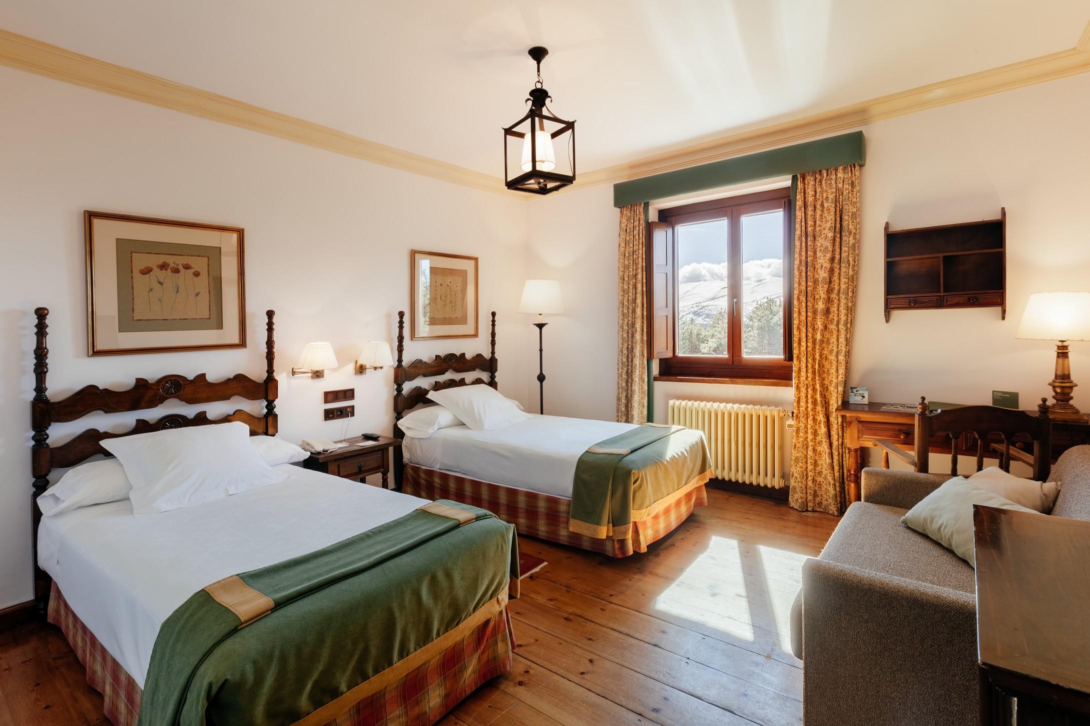 Parador De Gredos Navarredonda de Gredos Bagian luar foto