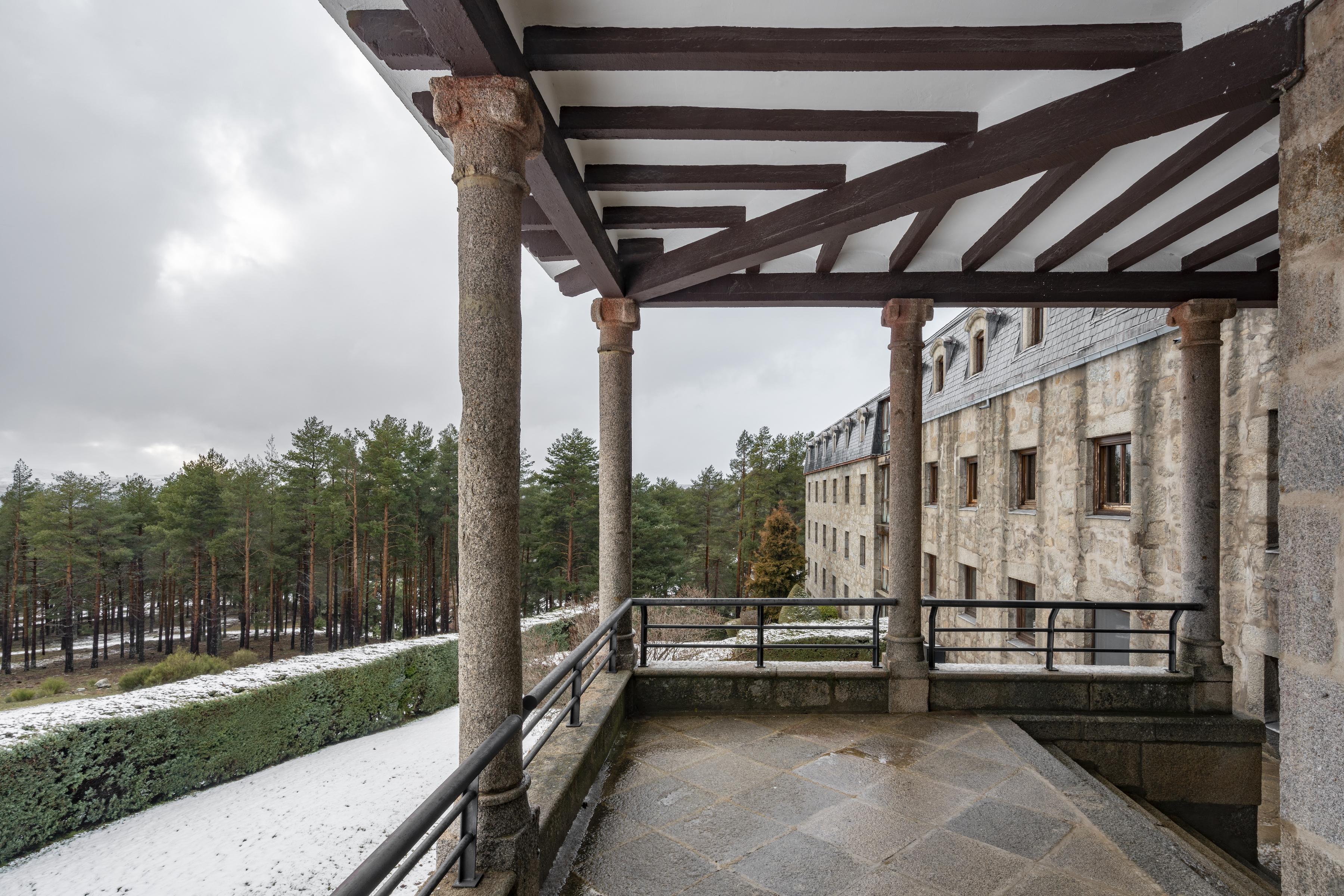 Parador De Gredos Navarredonda de Gredos Bagian luar foto