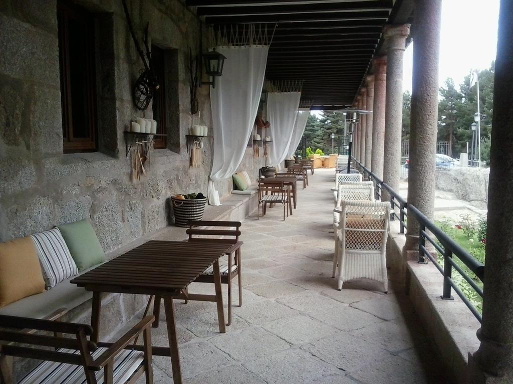 Parador De Gredos Navarredonda de Gredos Bagian luar foto