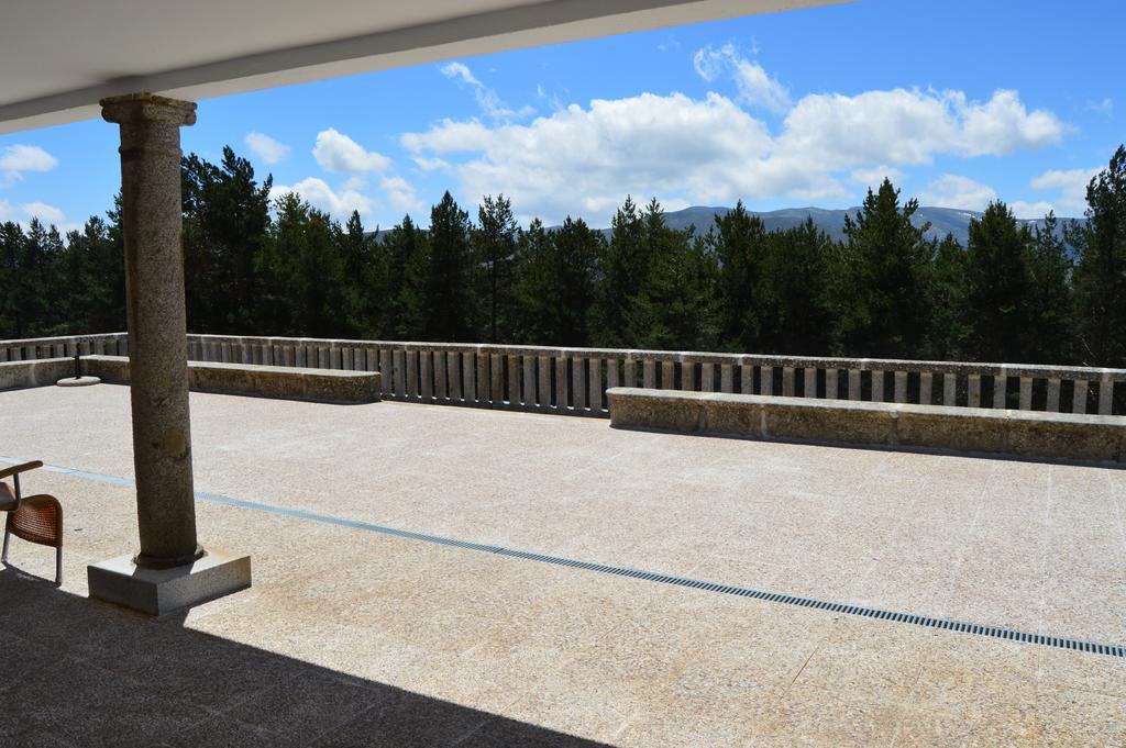 Parador De Gredos Navarredonda de Gredos Bagian luar foto