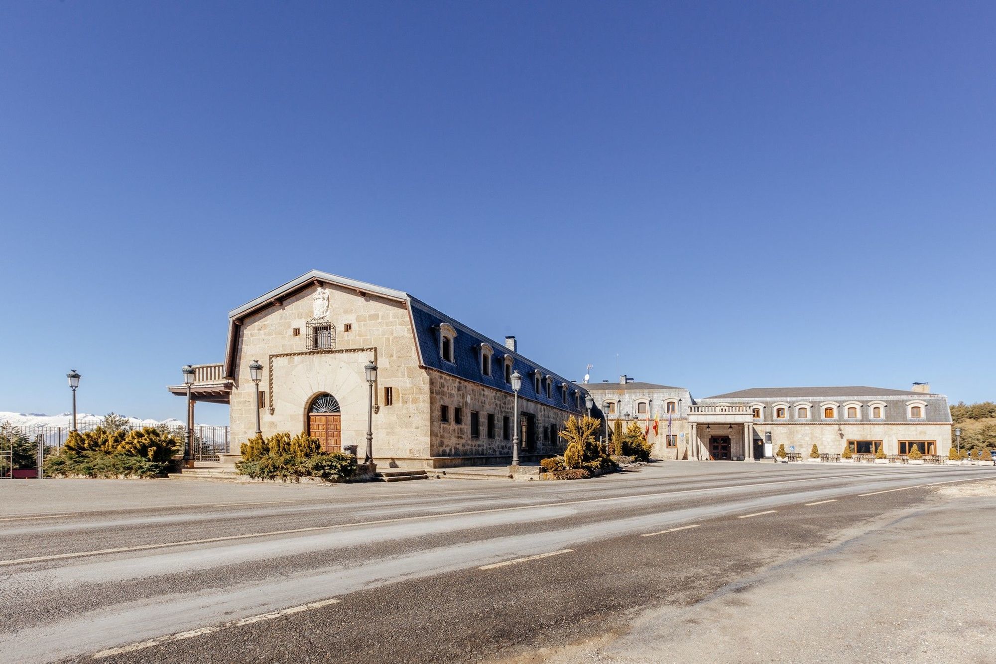 Parador De Gredos Navarredonda de Gredos Bagian luar foto